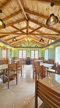 oyo 3443 hotel hidden chalet