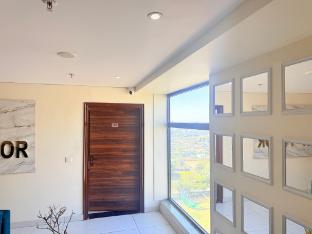 hotel the 10th floor