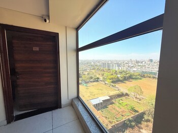 hotel the 10th floor