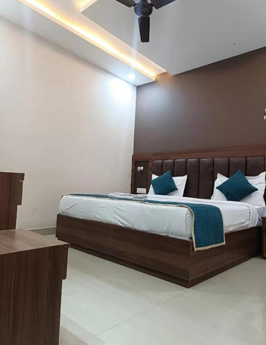 hotel akshita ayodhya