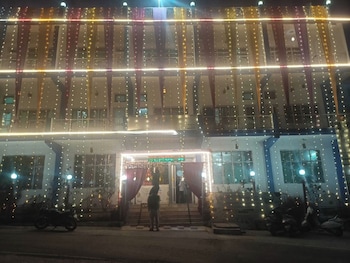 7 high rock hotel