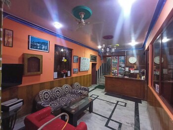 7-High Rock Hotel,,3 star