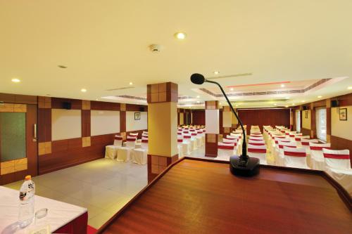 hotel indraprastha pattazhy