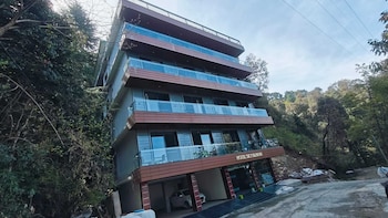 hotel sky heaven dalhousie
