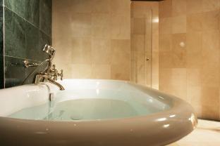 luxe avenue hotel