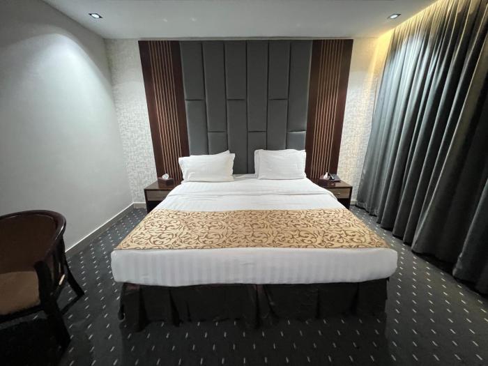 rose al haditha hotel