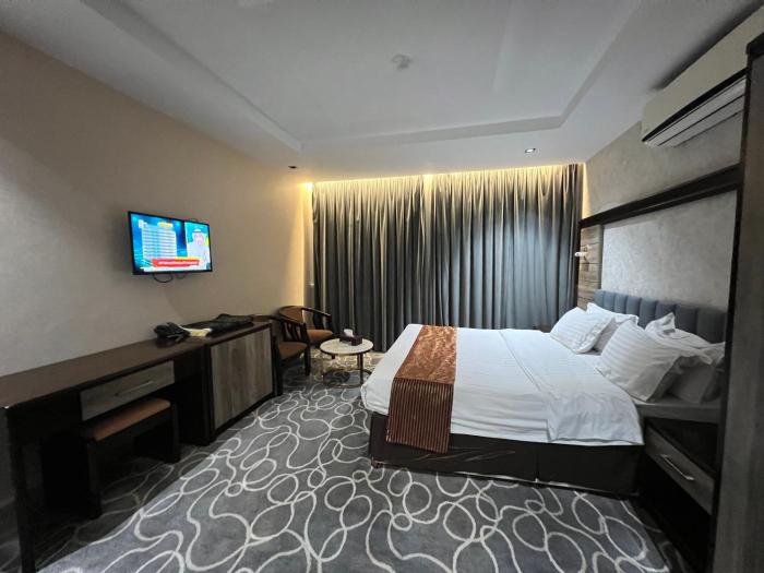 rose al haditha hotel