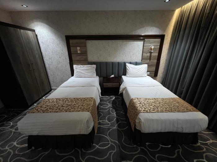 rose al haditha hotel