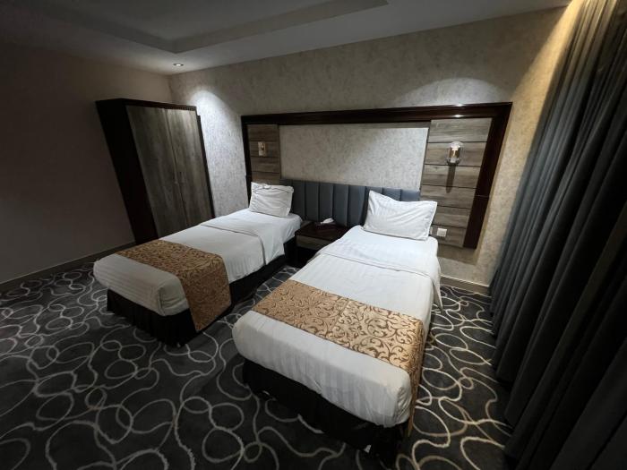 rose al haditha hotel