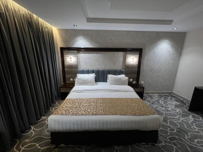 rose al haditha hotel