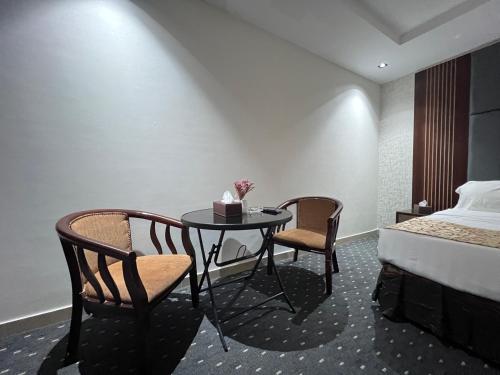rose al haditha hotel