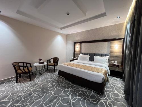 rose al haditha hotel