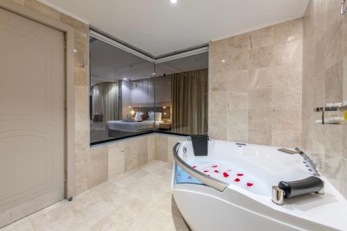 armada residence hotel