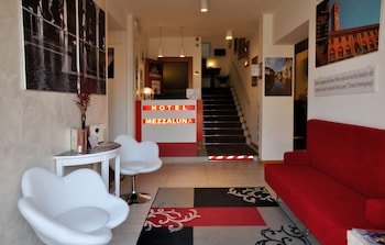 hotel mezzaluna
