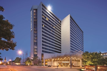 doubletree by hilton tulsa downtown