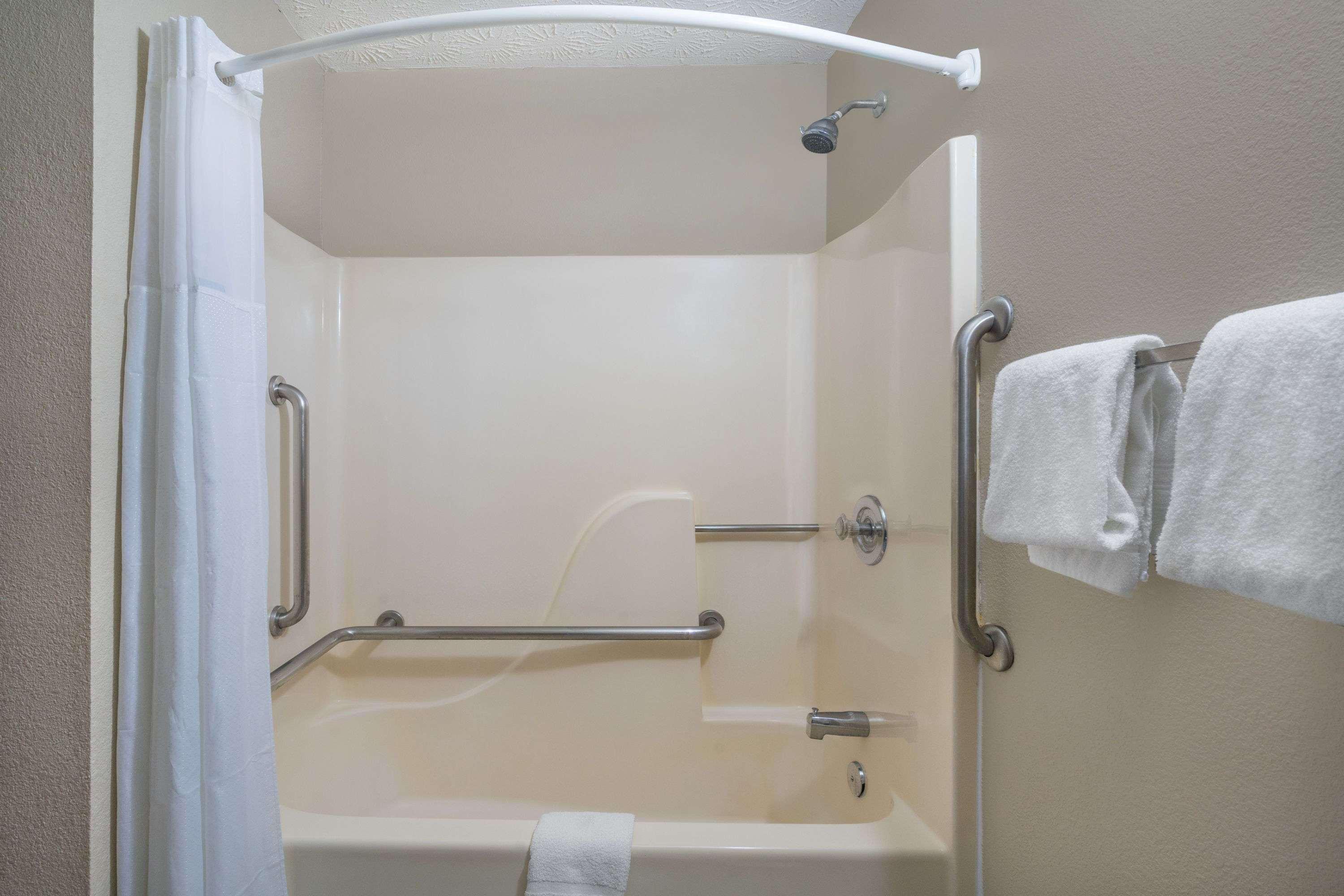 super 8 by wyndham knoxville north powell