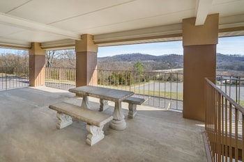 Super 8 By Wyndham Knoxville North/Powell,Marion County>>Knoxville,2 star