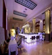 nh collection prague carlo iv