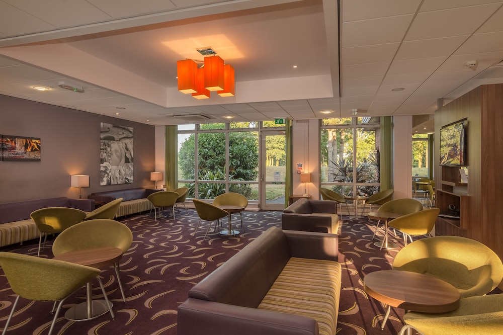 holiday inn express preston south by ihg