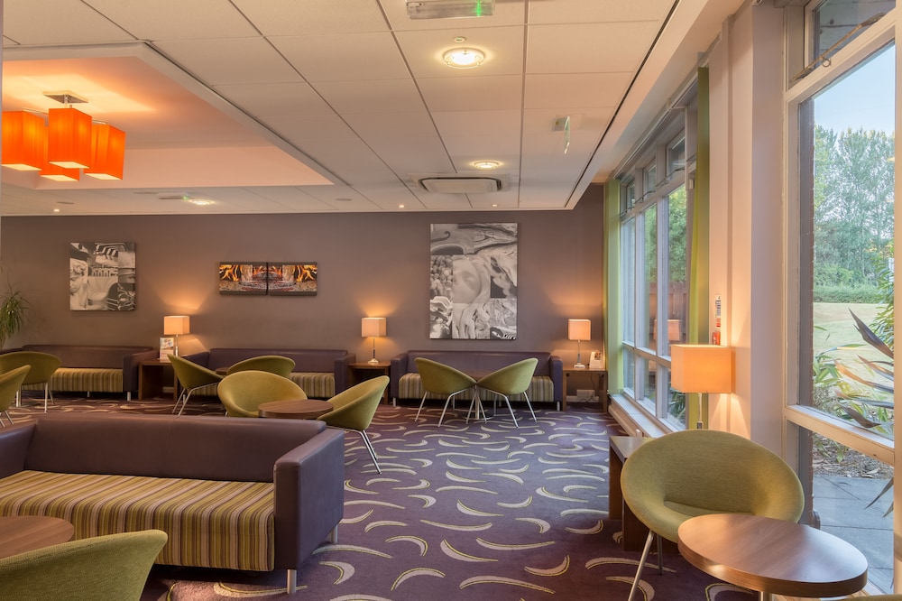 holiday inn express preston south by ihg