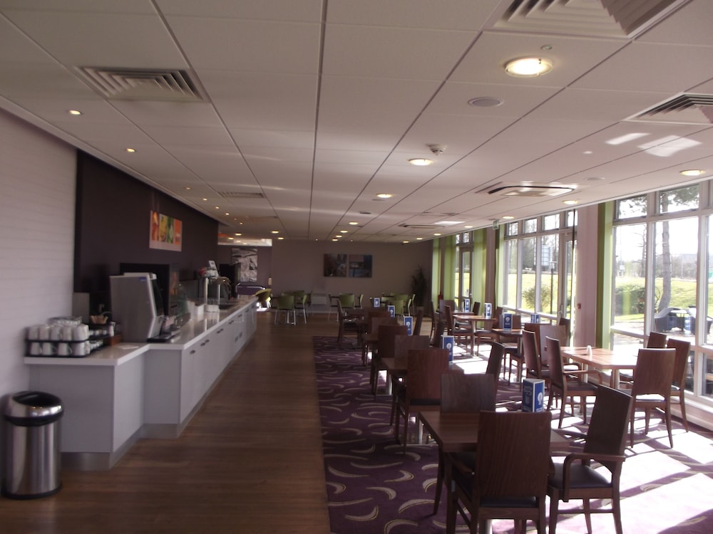 holiday inn express preston south by ihg