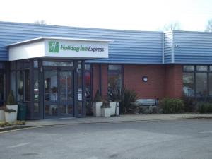 holiday inn express preston south by ihg