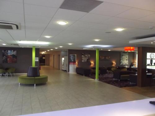 holiday inn express preston south by ihg