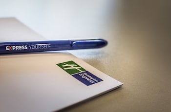holiday inn express preston south by ihg