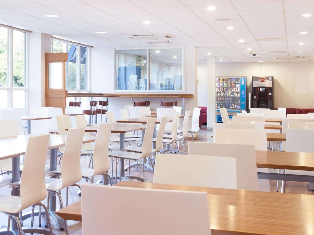 travelodge bournemouth