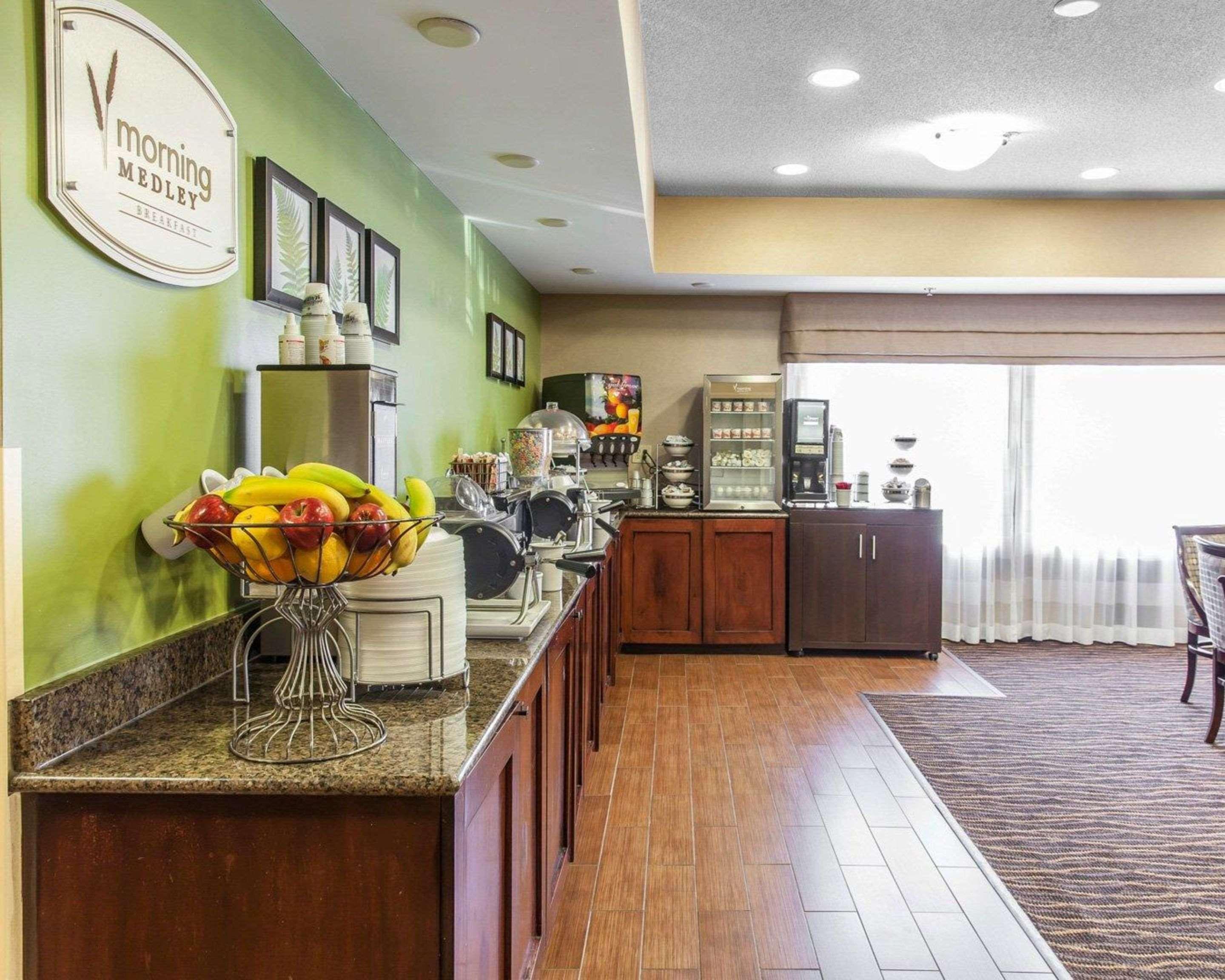 sleep inn and suites near joint base andrews washington area