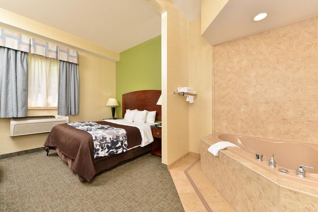 sleep inn and suites near joint base andrews washington area