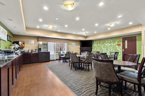 sleep inn and suites near joint base andrews washington area
