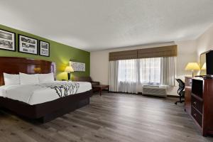 sleep inn and suites near joint base andrews washington area