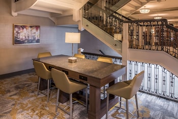 doubletree by hilton utica