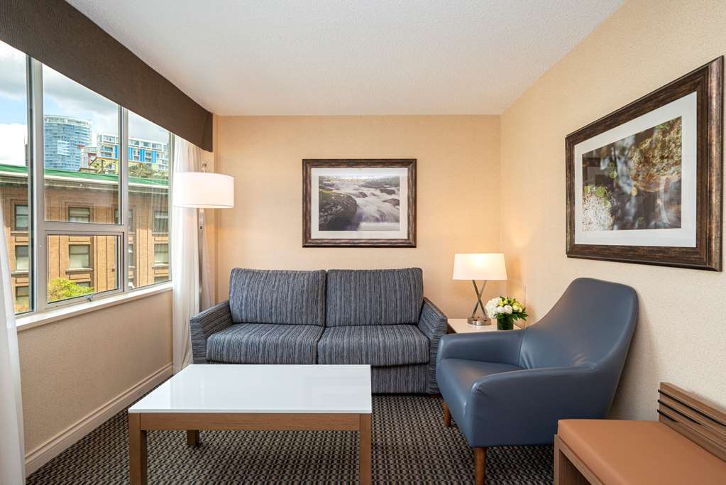 best western premier chateau granville hotel and suites and conf