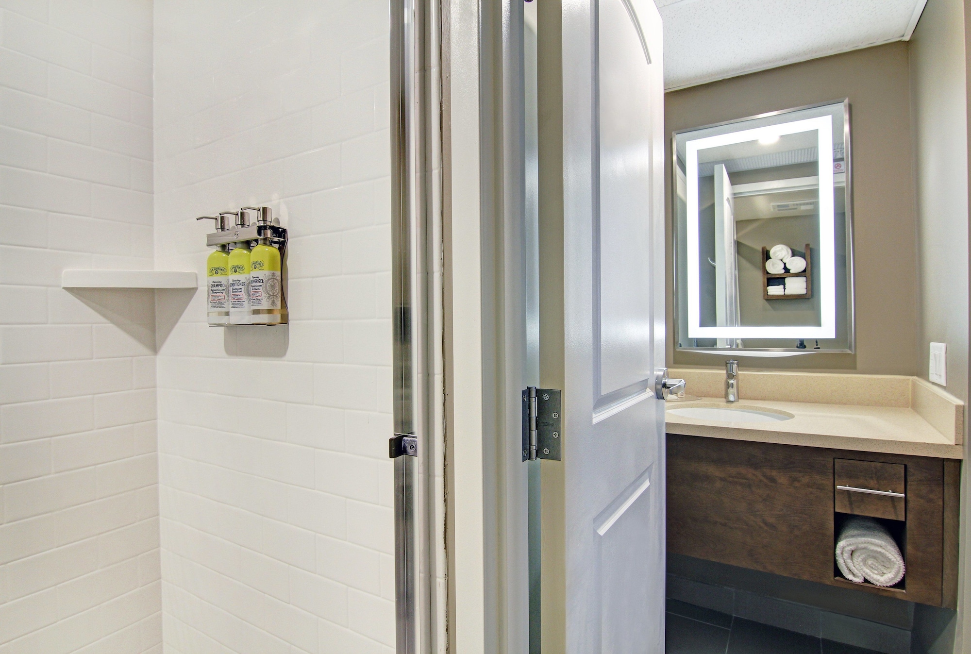 staybridge suites toronto vaughan south by ihg
