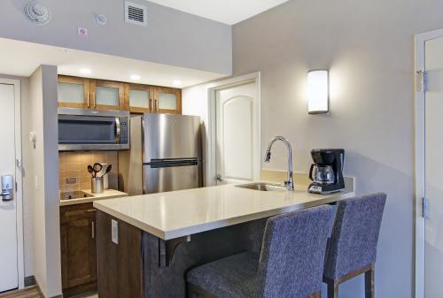 staybridge suites toronto vaughan south by ihg