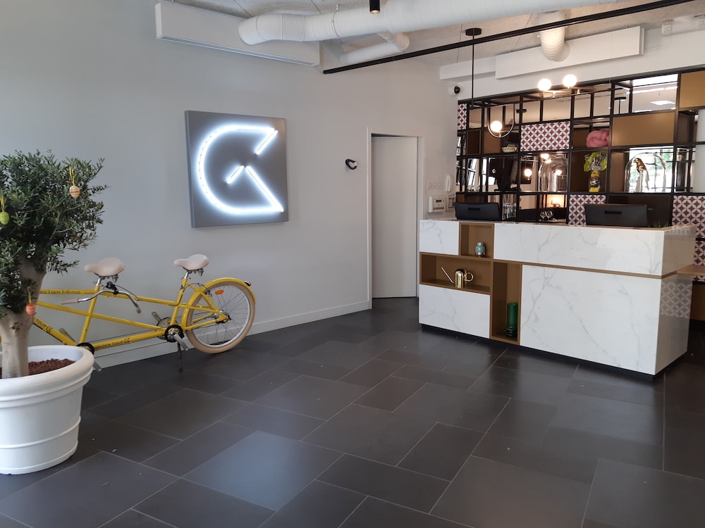 Radisson Hotel Aix En Provence,Bouches-Du-Rhône>>Aix-En-Provence,4 star