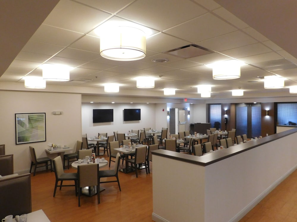 holiday inn hotel and suites rochester marketplace by ihg