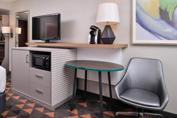 holiday inn hotel and suites rochester marketplace by ihg