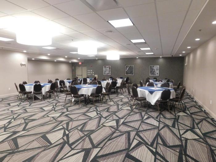 holiday inn hotel and suites rochester marketplace by ihg