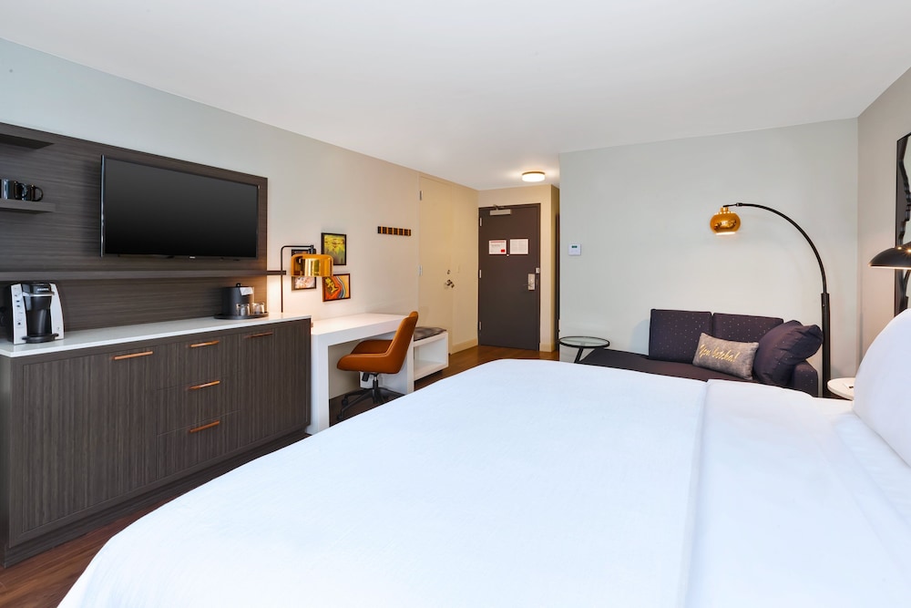 hotel indigo rochester mayo clinic area by ihg