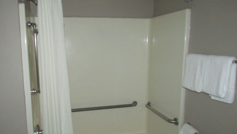 super 8 by wyndham rock springs