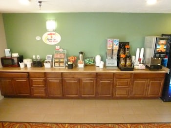 super 8 by wyndham rock springs