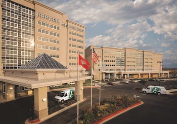 embassy suites northwest arkansas hotel spa and convention