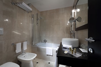 exe international palace