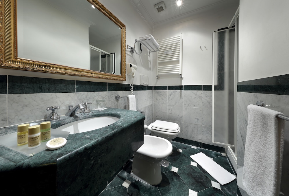 exe international palace