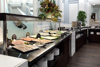 exe international palace