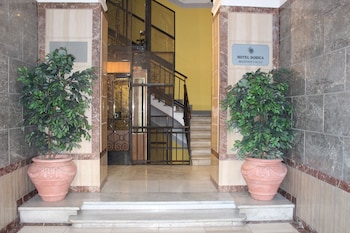 hotel dorica