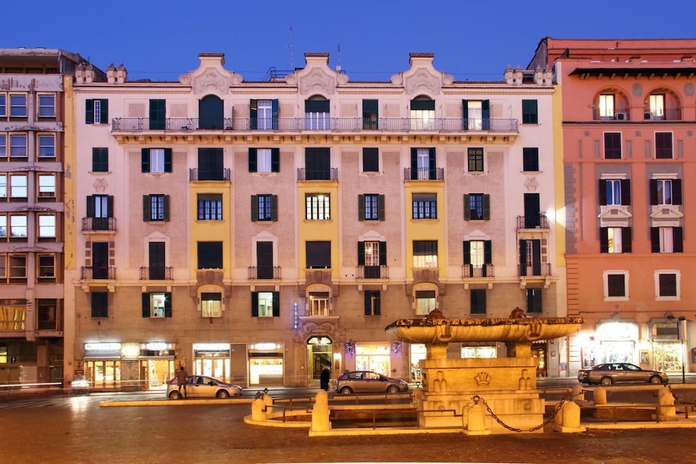 hotel dorica
